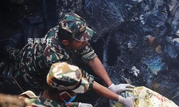尼泊爾墜機機長最后一刻仍與塔臺聯系 墜機原因目前尚不清楚