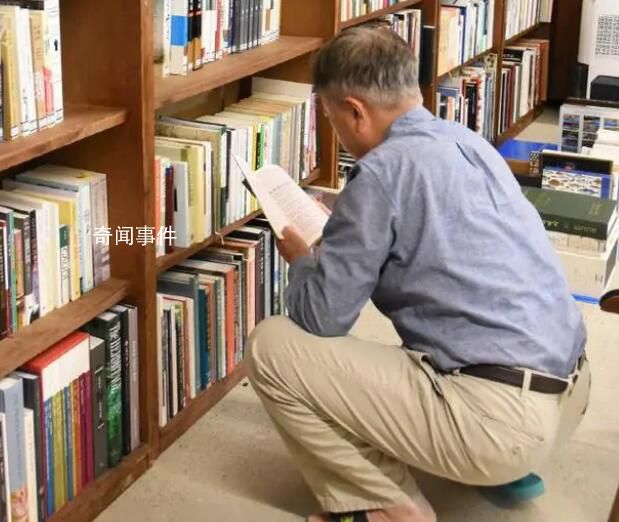 文在寅退休后在村里開書店 目前店面正在裝修
