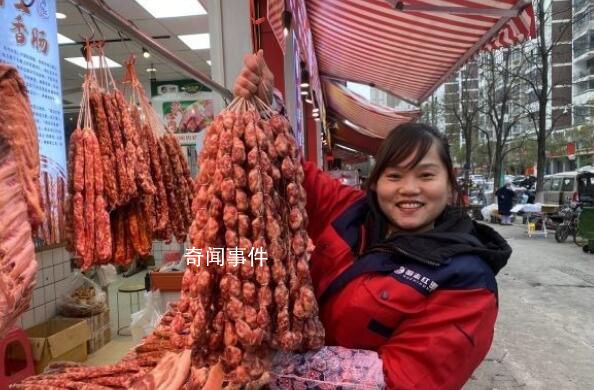 店主賣自制香腸遭男子10倍索賠 買了186斤灌香腸轉頭要老板賠兩萬