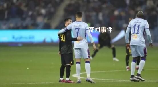 梅西C羅同框 可能是C羅與梅西最后一次正面對決