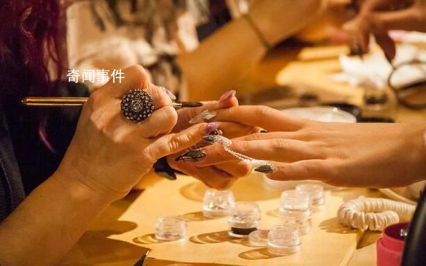 年輕人春節搞錢:上門美甲5天賺2萬