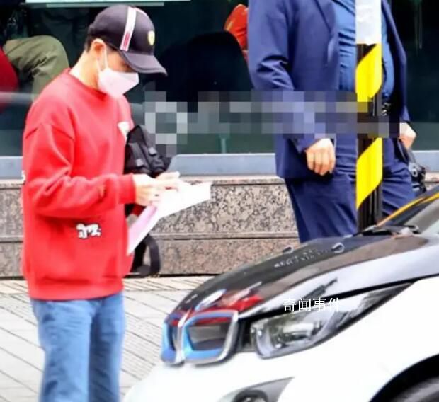 林志穎因違停被貼罰單 改開寶馬i3