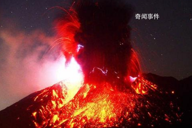 日本九州地區多個火山口噴發 煙霧從火山口上升至空中2000米左右