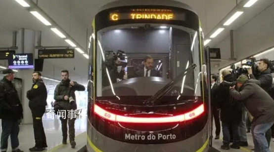 中企向葡萄牙交付首列地鐵列車 這是中國城軌車輛首次出口歐盟國家