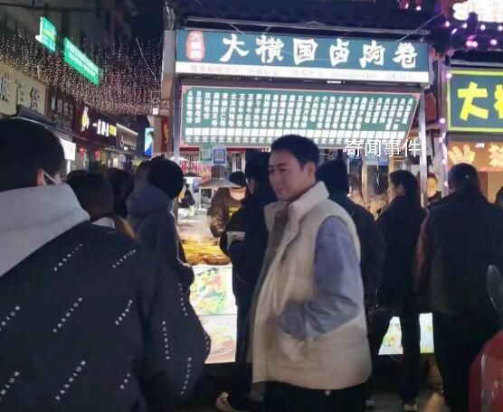 網友夜市偶遇張頌文 引發網友熱議