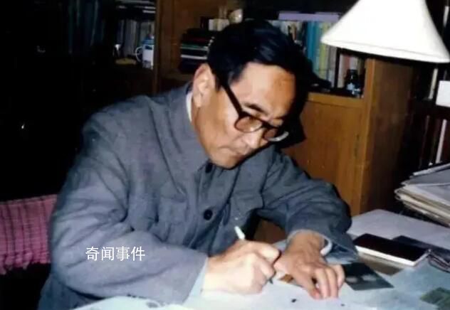 厲以寧萬字手稿道出經濟改革解藥 著名經濟學家厲以寧逝世