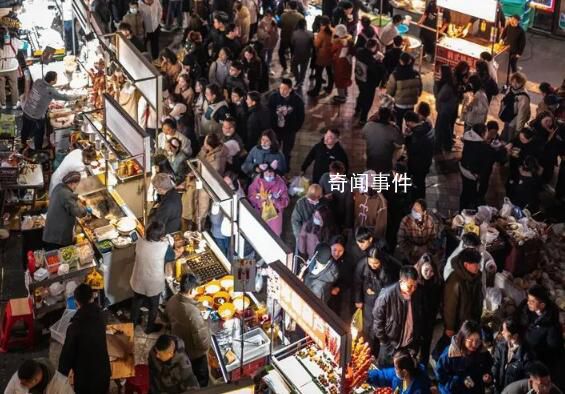 上海最大露天夜市關(guān)了?城管回應(yīng)