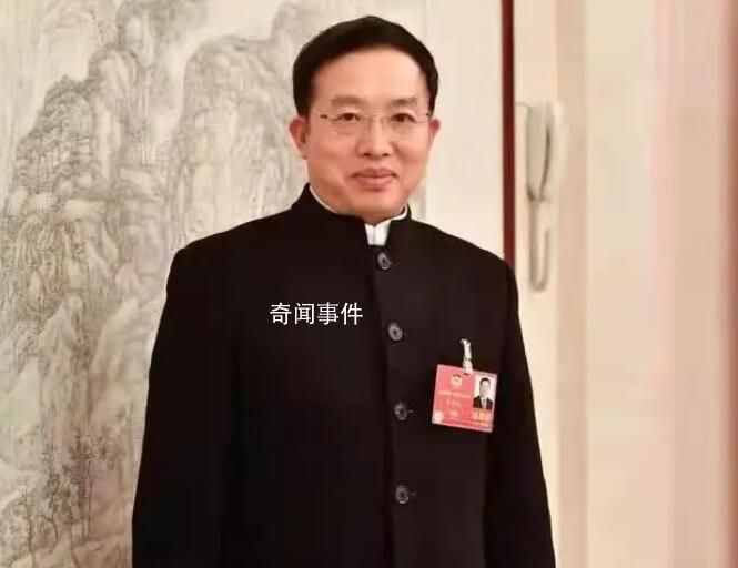 代表呼吁全國普及電子身份證 方便群眾一部手機走天下