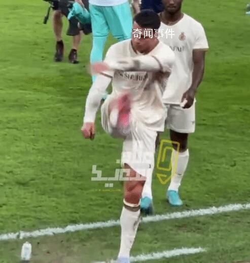 C羅遭遇沙特聯(lián)賽首敗 利雅得勝利0-1吉達聯(lián)合輸?shù)舭袷状髴?zhàn)