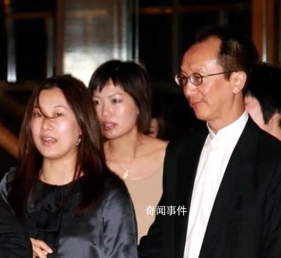 跳水女王伏明霞凈身出戶?老公辟謠