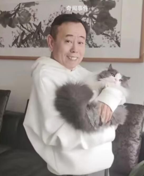 潘長江否認全家移民美國 稱這就是他的根