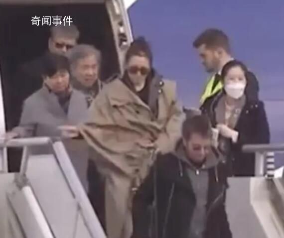 小學生繼盤串后又流行起盤頭 小朋友們快樂開心就好
