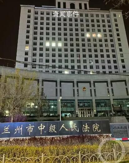 蘭州“瓜農刺死城管”案4年后開庭 瓜農是否正當防衛成辯論焦點