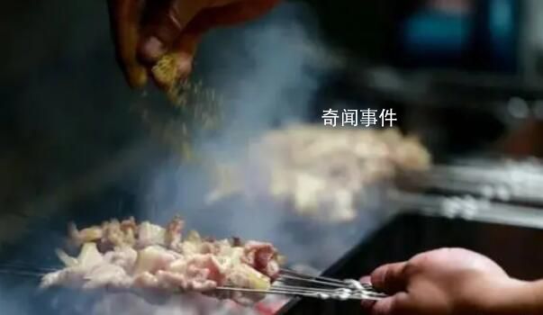 擼串出圈 “魯C”火了