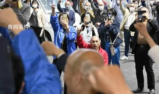 日本市長(zhǎng)候選人街頭演講遭鎖喉 男子被警方當(dāng)場(chǎng)逮捕