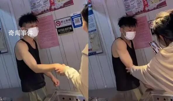 淄博鴨貨小哥回應被女游客摸肌肉 自己比較社恐當時心里也有點恐慌