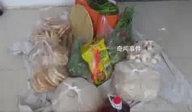 母親給五一返程女兒塞80斤特產 滿滿都是愛
