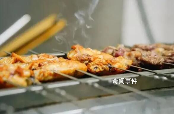 北京一高校把淄博燒烤搬進食堂 12.9元一套