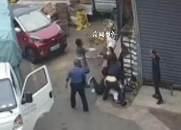 父子遭群毆還手被拘 警方認定互毆