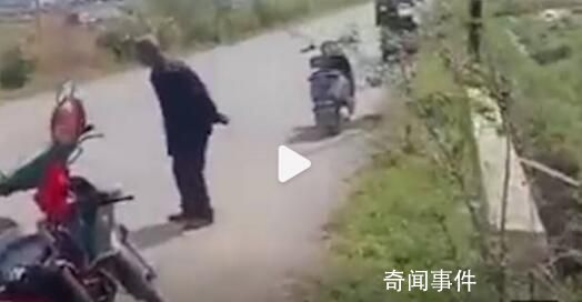 村民持殺豬刀行兇致死傷被抓 警方：人已抓到