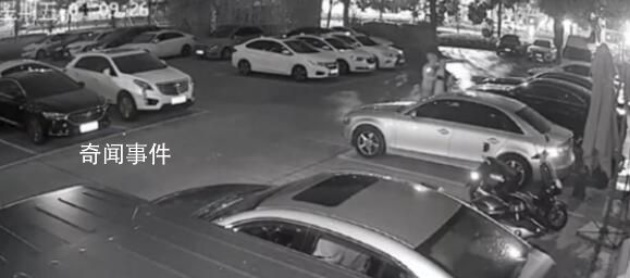外賣員當街猥褻外國女子 警方通報