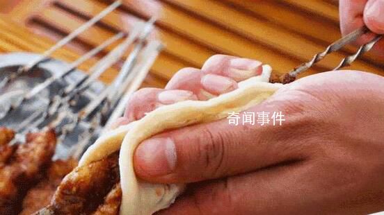 商家回應淄博燒烤降溫 引發網友熱議