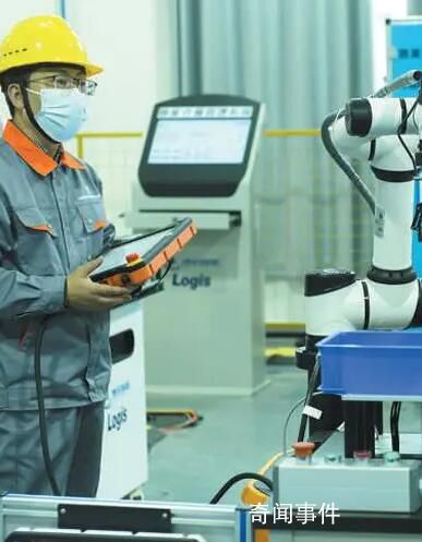 數字職業提供就業新空間 數字職業深入千行百業抵達千家萬戶