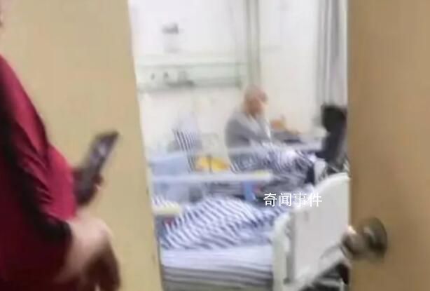 湖北潛江暴雨致醫院住院部1樓被淹 積水已沒過腳踝