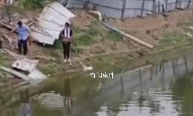 一家4口倒車溺亡 疑將油門當剎車