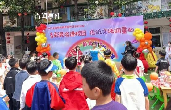 幼兒園六一活動吃大席 是一種全新的體驗活動