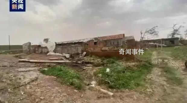 遼寧突發龍卷風 行駛中的車輛被卷起