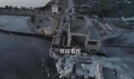 澤連斯基就水電站大壩遭襲開會 水電站凌晨被炸非受控泄水