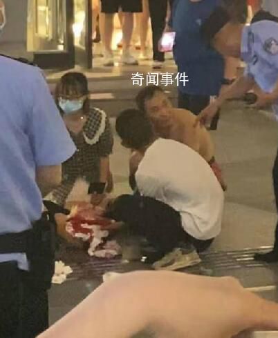 男子在武漢步行街被磚砸倒 具體原因正在調查中