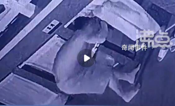 男子在洗浴中心被男性猥褻 經(jīng)調(diào)解對方賠償1200元
