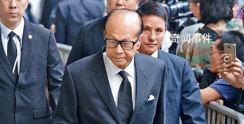網傳李嘉誠近日現身杭州 滿頭黑發行動敏捷精神狀態特別好