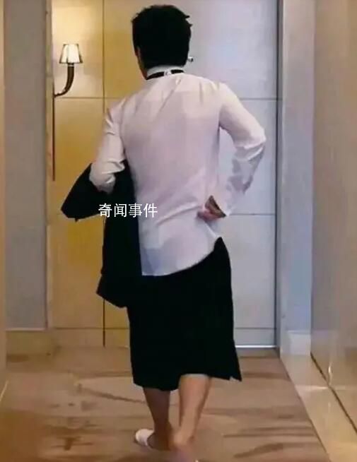 黃渤上半身vs下半身 上身去走紅毯下身去海邊度假