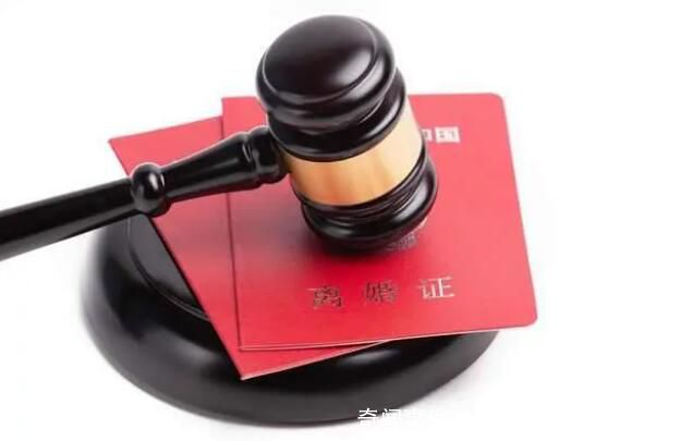 女子為保護(hù)兒子連刺丈夫3刀被判無罪 獲得了網(wǎng)友的好評