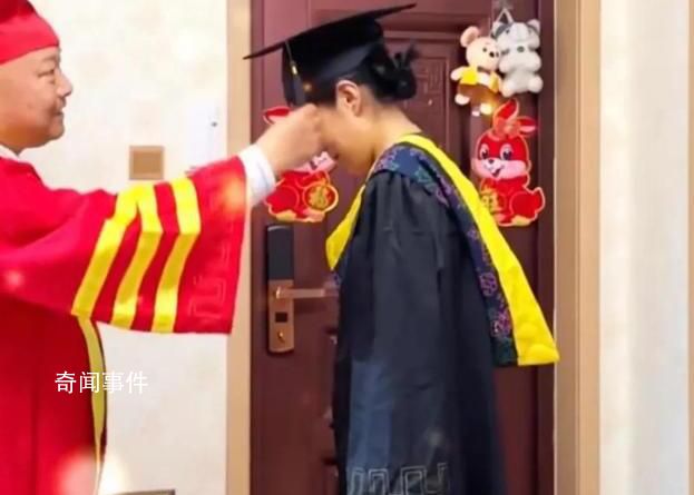 校長上門給患病學(xué)生撥穗 老師：希望她早日康復(fù)