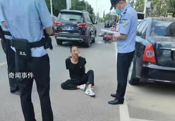 碾壓男抓捕現(xiàn)場曝光:遭市民呵斥