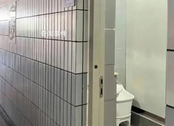 男保潔進女廁被控偷窺行拘 女兒叫屈