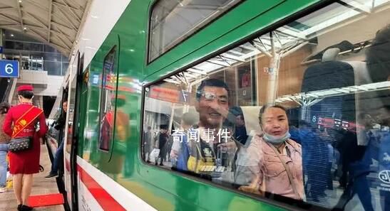 動車組駛上青藏線 全線運營里程829公里