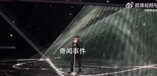 林俊杰演唱孤獨娛樂致敬李玟 獲年度最具影響力制作人