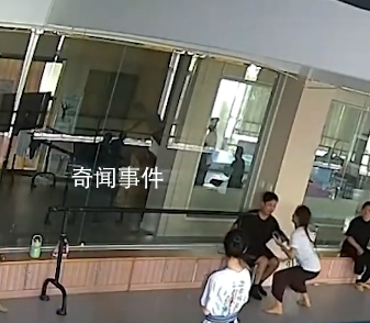 學生逆襲被錄取老師狂奔報喜 高喊著：考上了