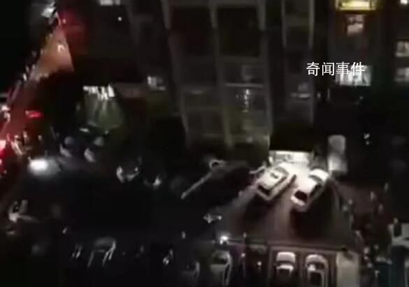 男孩燒書引起失火從18樓跳下 先打了119跳樓前又打了110
