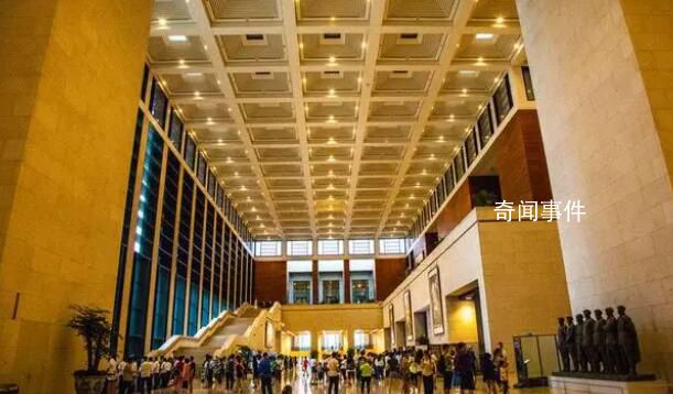 國(guó)家博物館:穿拖鞋者謝絕入館