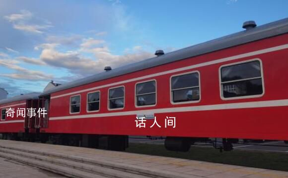 原來(lái)高鐵坐過(guò)站可以免費(fèi)坐回去 不要著急下車