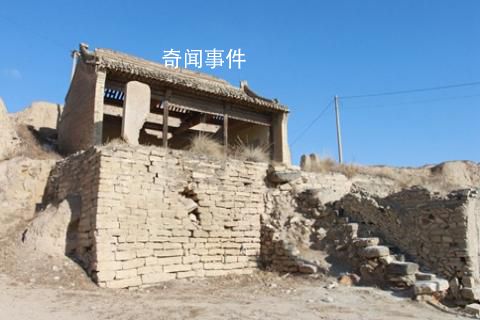 寧睡孤墳不睡廟宇是什么意思 這句俗語有這么幾層含義