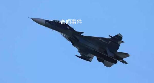 俄戰機在黑海上空對美無人機伴飛 當俄戰機接近時這架無人機調轉方向遠離俄邊界