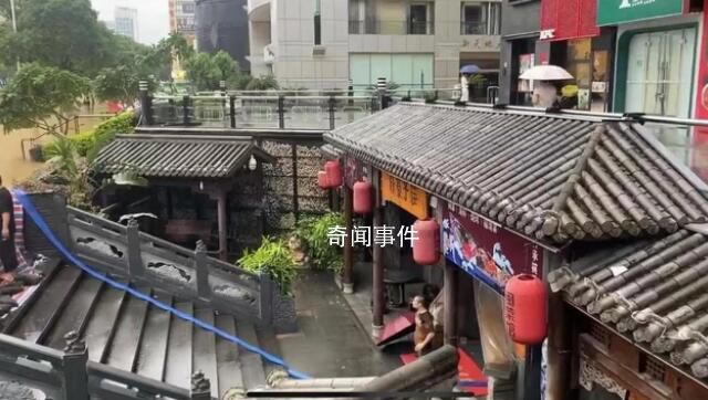 暴雨中福州“筷子豪情”又挺住了 由于充分的準備目前我們餐廳安然無恙