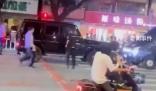 奔馳頂撞特警車輛 司機涉醉駕被刑拘